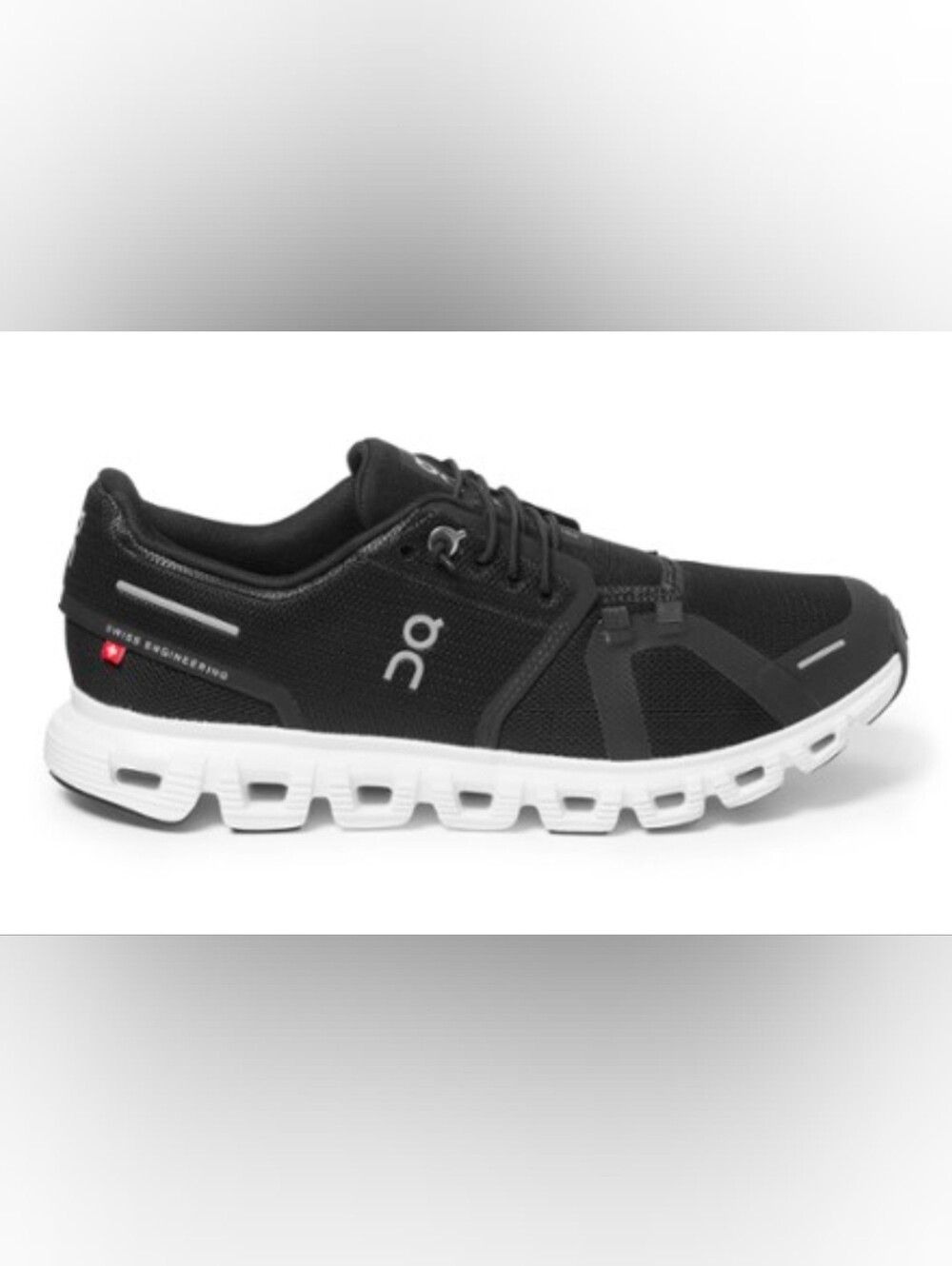 On Cloud 5 Women's Black And White Size 6.5